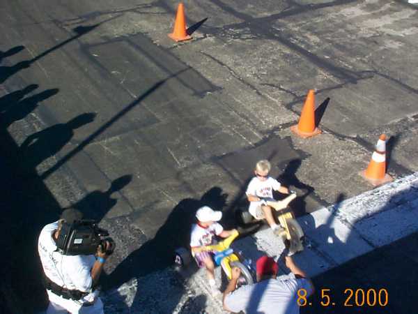 kdsnite8500-4.jpg (31456 bytes)